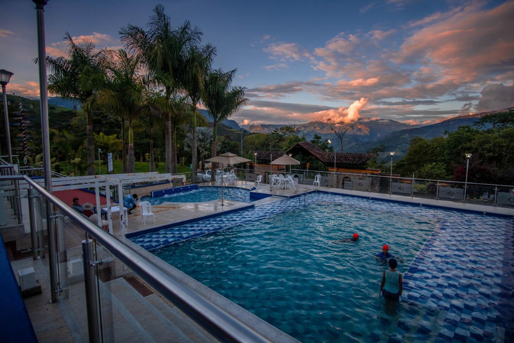 La Cabana Miraflores Bagian luar foto