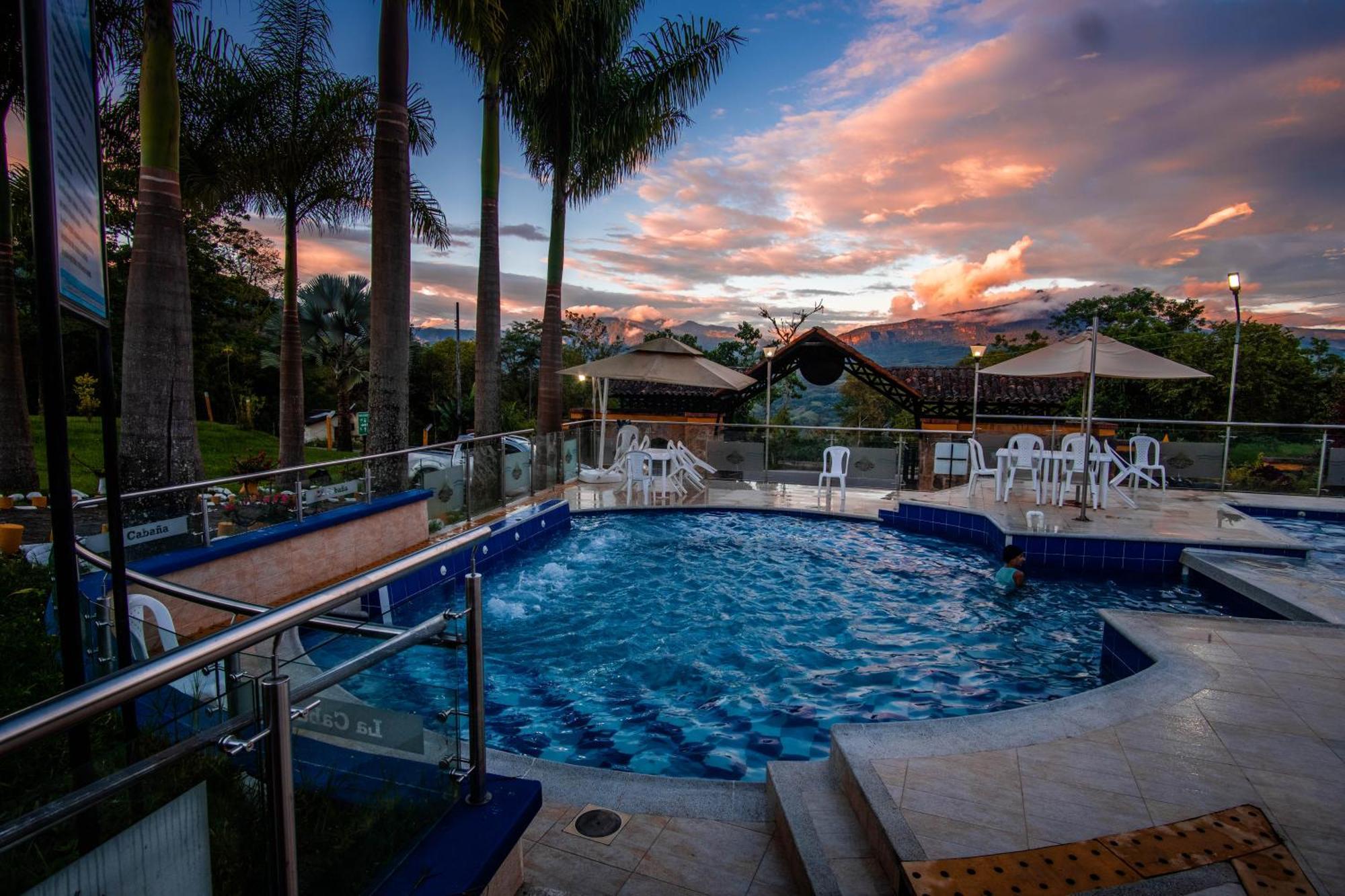 La Cabana Miraflores Bagian luar foto